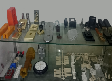 Plastik Enjeksiyon Kalıplar